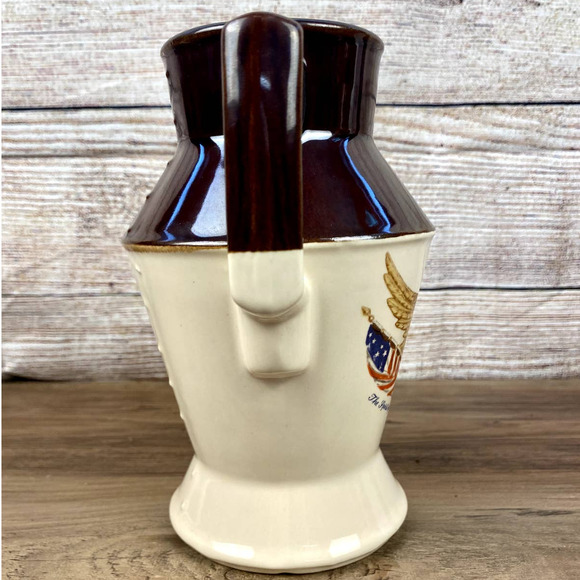 McCoy Spirit of '76 National Gallery of Art Carved Wooden Eagle Pitcher - Picture 4 of 10